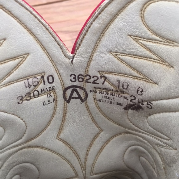 Black cowboy boots with red and white detail - Picture 4 of 8